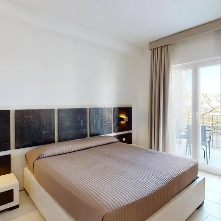 Hotel apartamentowy Monte Sarago