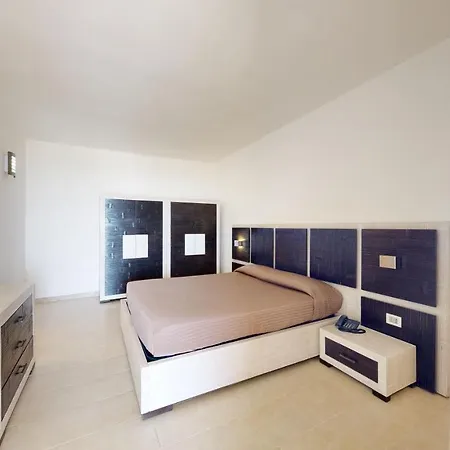 公寓式酒店 蒙特萨拉戈别墅公寓式酒店 4*