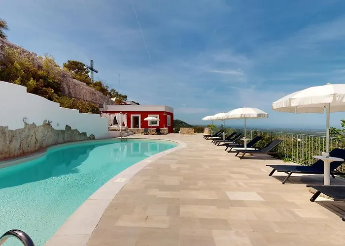 Monte Sarago オストゥーニ