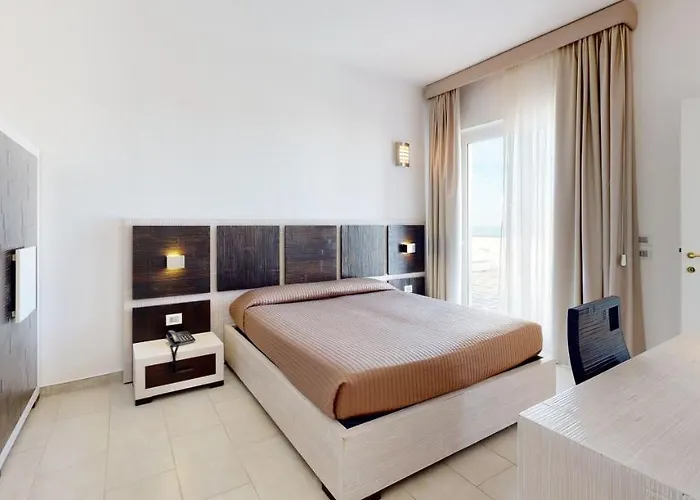 Monte Sarago 4* オストゥーニ