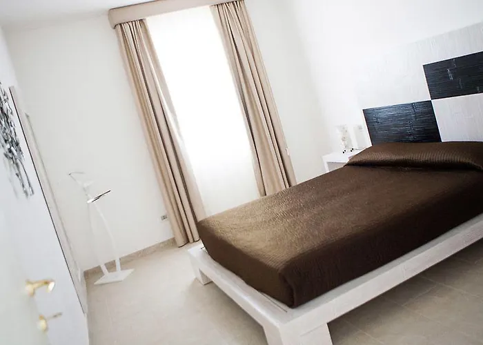 Monte Sarago 4* オストゥーニ