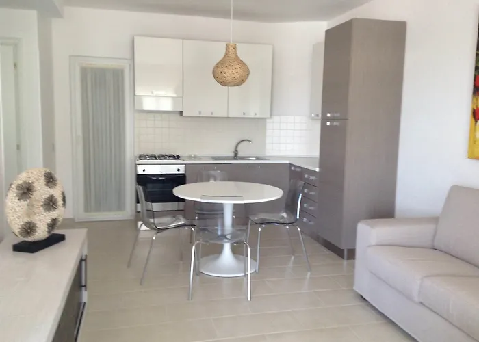 アパートホテル Monte Sarago オストゥーニ