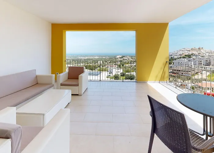 Monte Sarago アパートホテル