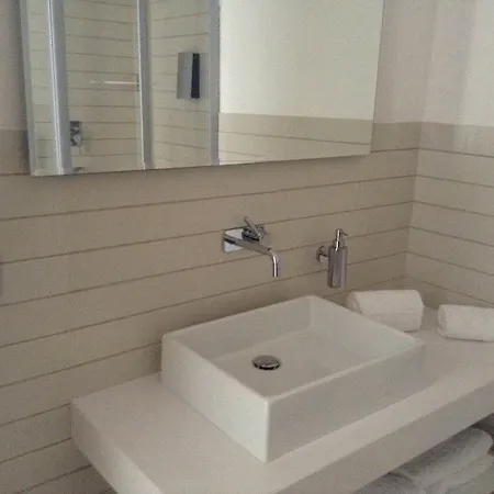 شقة فندقية Monte Sarago 4*