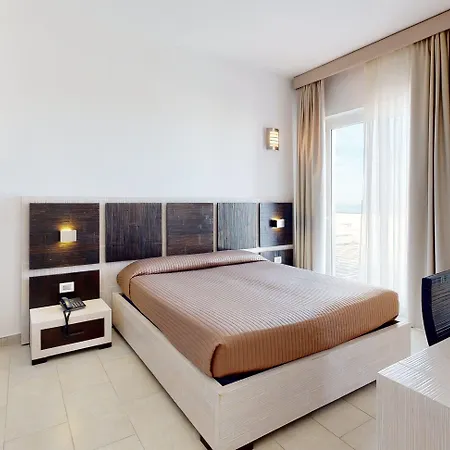 Monte Sarago 4* أوستوني